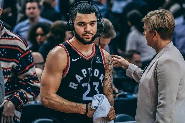 bwin必赢-4连胜猛龙存一大隐患 受膝伤困扰范乔丹雄风不再